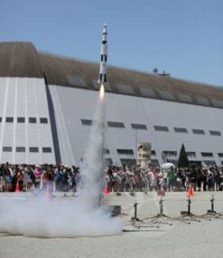 Saturn V - 1/70th Scale -Rocket Model Shop 03ca5fb1560ce704b0555ec36f1318b6.image .606x700