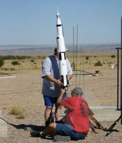 Saturn V - 1/70th Scale -Rocket Model Shop ddf8c0009f37e118201f742d4e95a97c.image .597x700