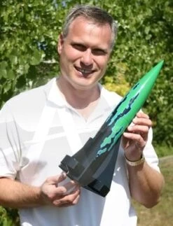 Screamin' Green Meenie -Rocket Model Shop e8685049e8f531d8d3a7dc8d77830960.image .300x392